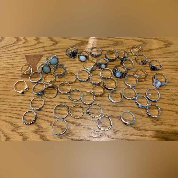 46 New Costume Rings - Picture 3 of 7